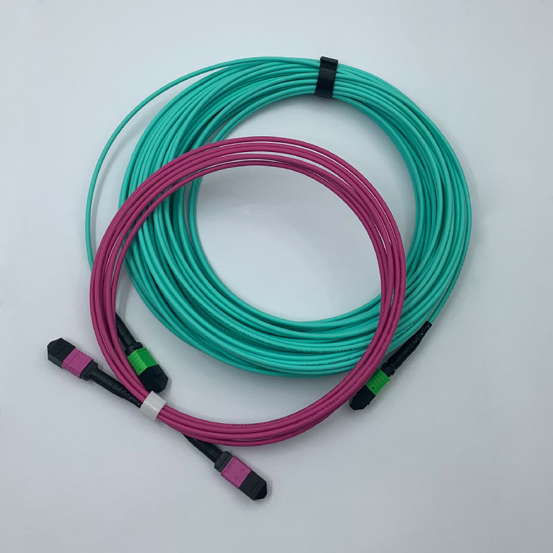 Wholesale Low Insertion Fiber Optic Cable Patch Cord MTP MPO OM3 OM4 OM5 8 12 24 Core 1 2 Meter LSZH MPO Fiber Optic Patch Cord