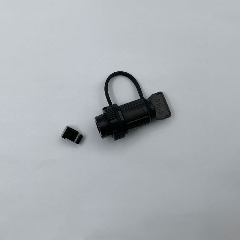 Factory Wholesale Hardened Outdoor IP68 Waterproof 4G 5G Bulkhead Mini Fiber Optic Adapter