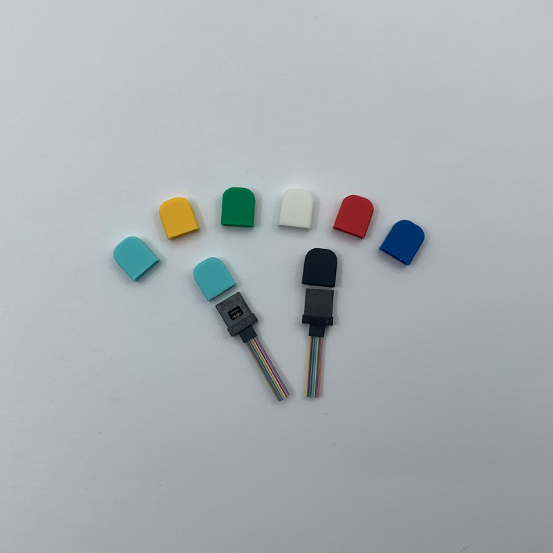 Factory Wholesale FTTH Accessories MPO Fiber Optic Connector Dust Cap Parts Optical Fiber MT Insert-type Dust Cap